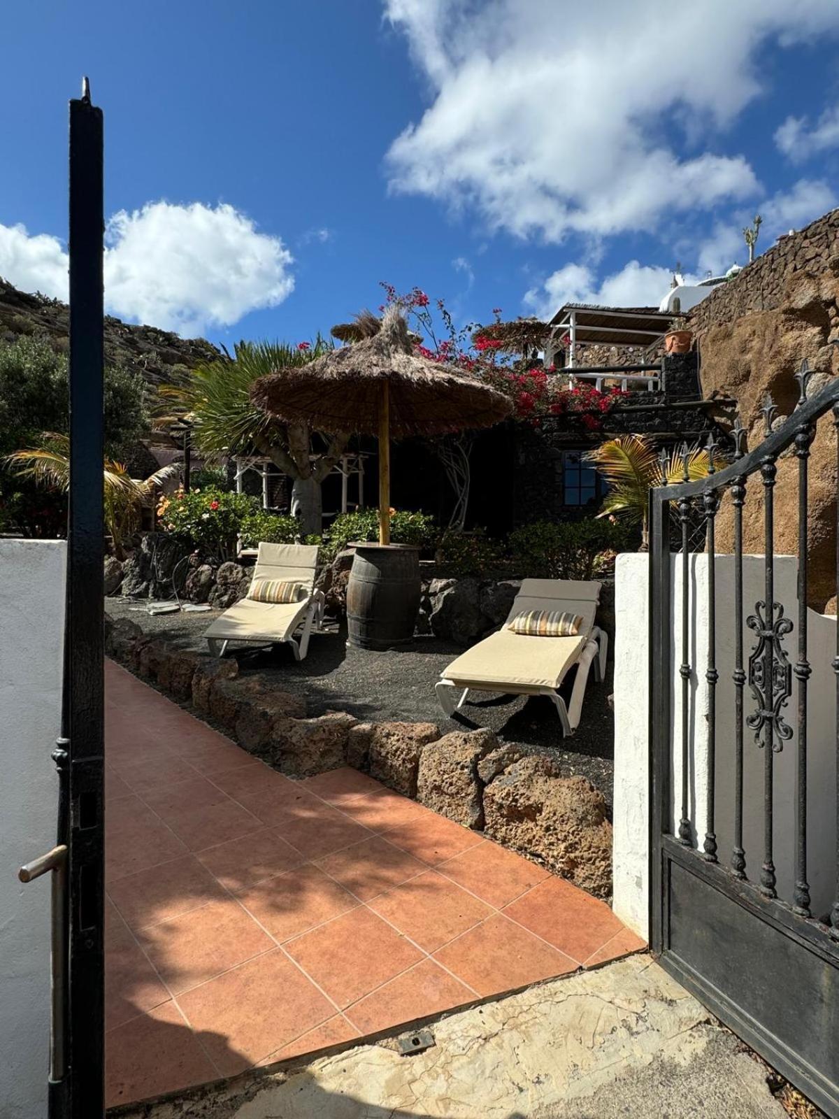 Castillo Lanzarote Villa Bailey - Luxury Villa - Pet Friendly With Heated Pool La Asomada  Exteriör bild